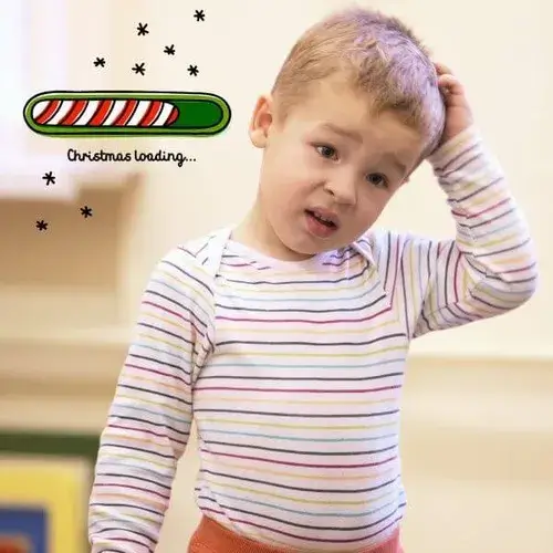 Meme biểu cảm ôm đầu như muốn nổ não