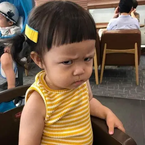 Ảnh vui ánh mắt xa xăm cố hiểu