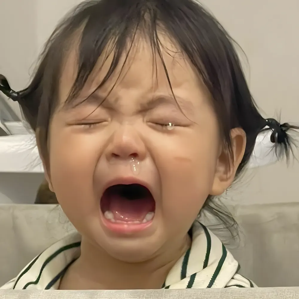 Meme khóc cute nhưng drama thì vẫn đầy đủ.
