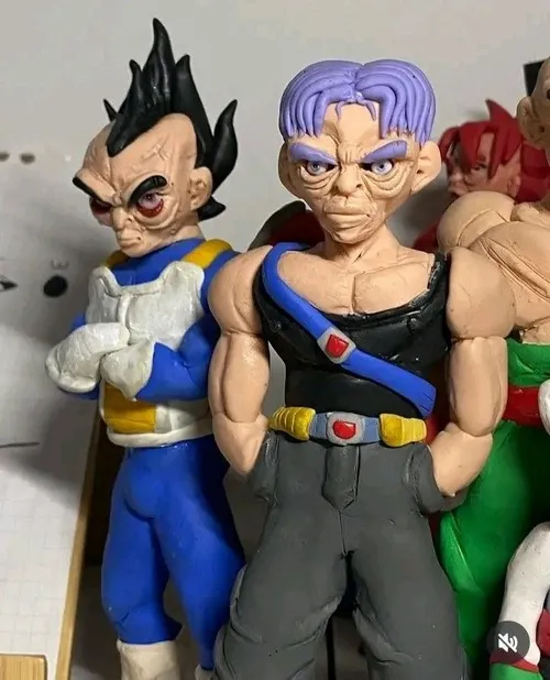 Hình chế vui Songoku tập võ với ông nội Gohan hồi bé