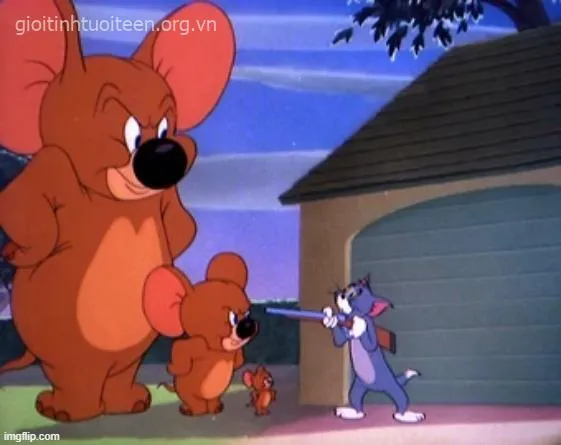 Ảnh Tom và Jerry giật mình trước tiếng động lớn.