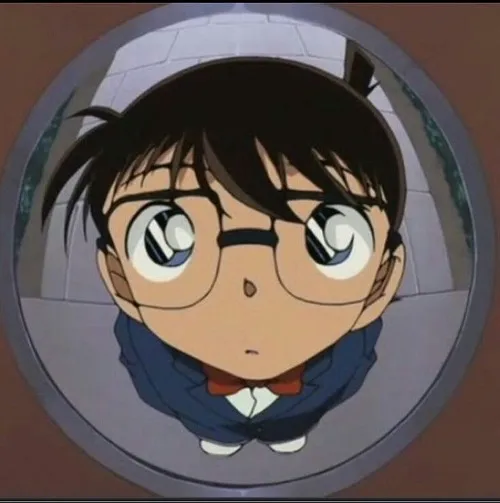 Meme Conan đứng hình vài giây vì sốc