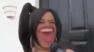 Cardi B Meme - 99+ Ảnh Chế Queen Rap 🎤