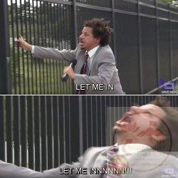 Let me in meme guy đại diện cho hội chuyên đến muộn.
