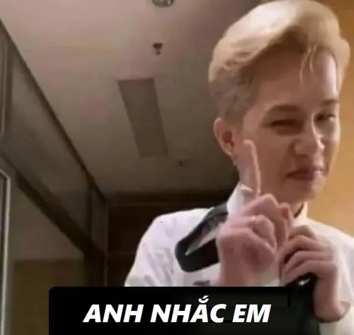 Ảnh vui anh nhắc em lan khắp TikTok tuần qua.