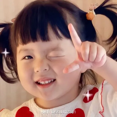 Ảnh vui bé lém lỉnh vibe phim học đường Hàn