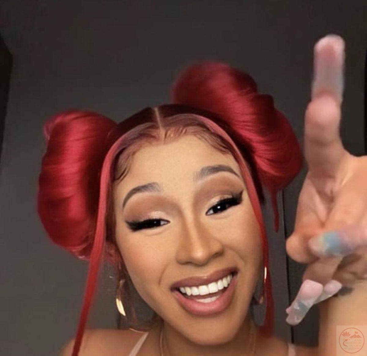 100+ Cardi B meme và loạt ảnh chế cực thú vị từ nữ rapper