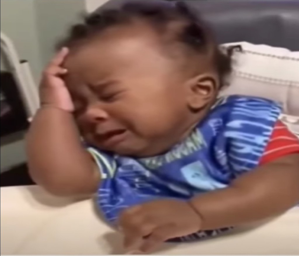 Disappointed meme – Ảnh chế thất vọng hài hước nhất