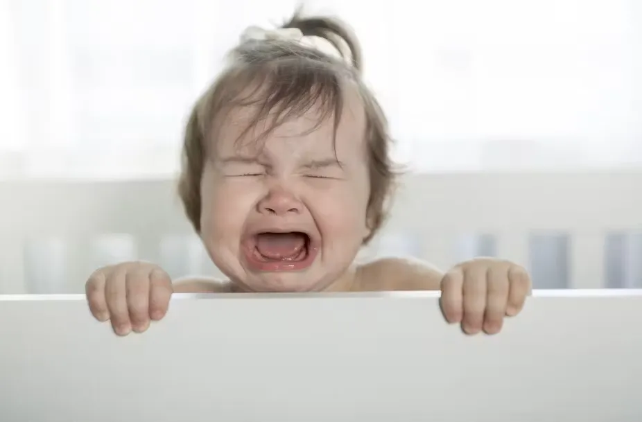 Cười nghiêng ngả với tuyển chọn ảnh meme em bé khóc hài hước
