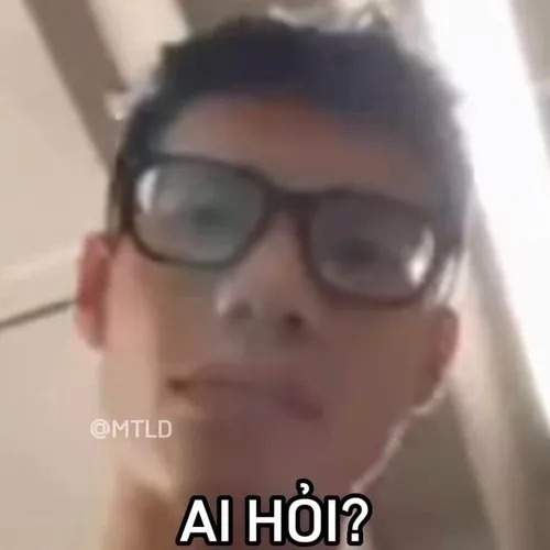Meme ai hỏi và sự thật về thói quen “tự nói chuyện” trên mạng