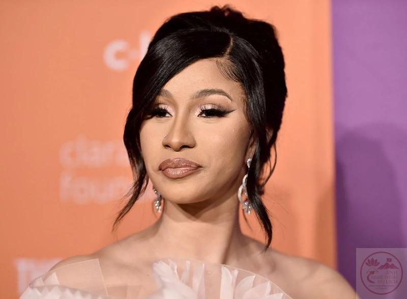 100+ Cardi B meme và loạt ảnh chế cực thú vị từ nữ rapper