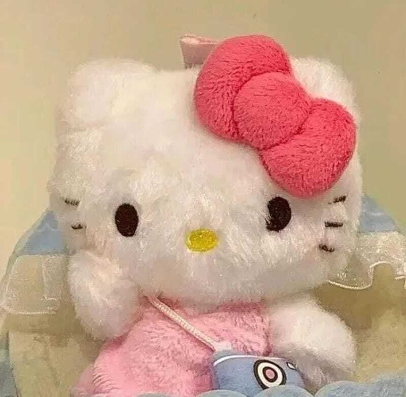 Ảnh avatar Hello Kitty cute dành cho fan hoạt hình dễ thương