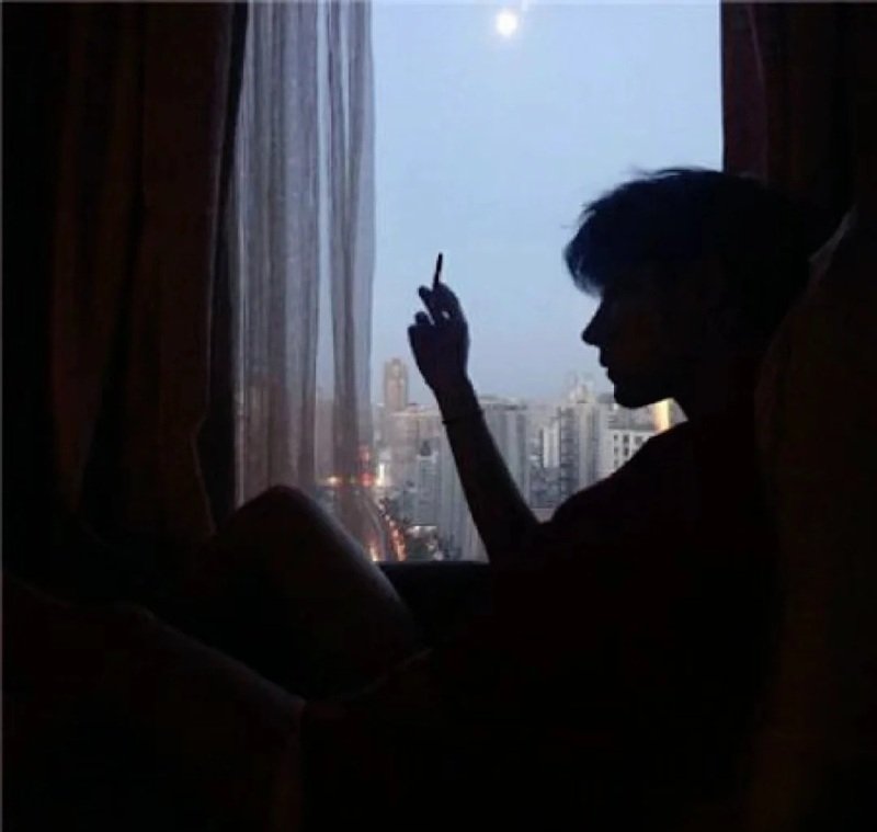ảnh avatar nam buồn 29