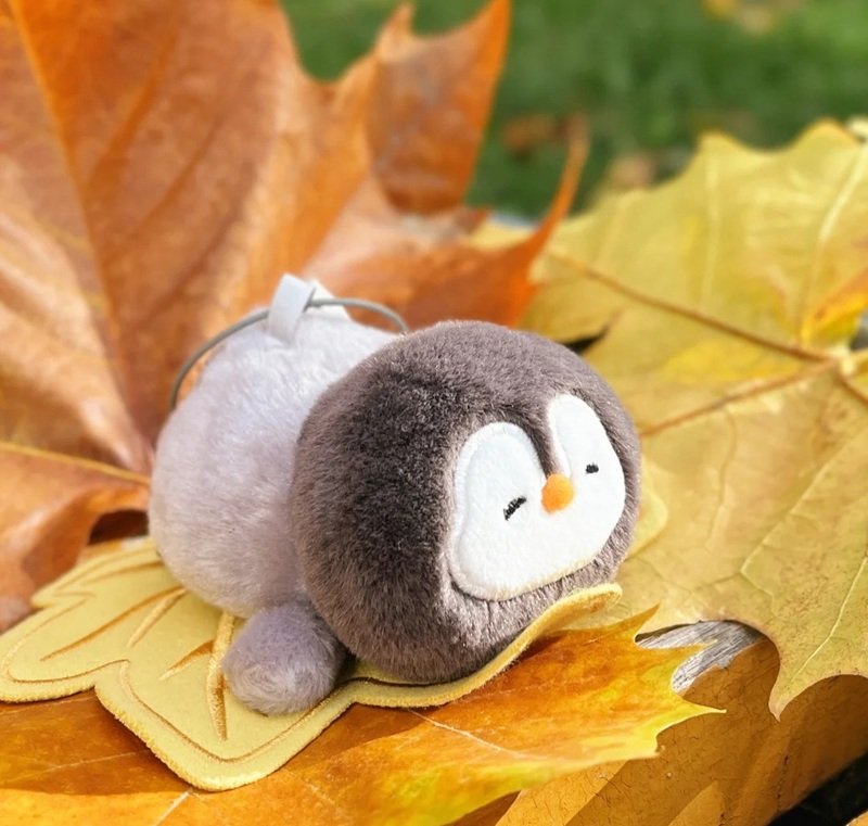 Avatar chim cánh cụt cute phong cách tối giản tinh tế