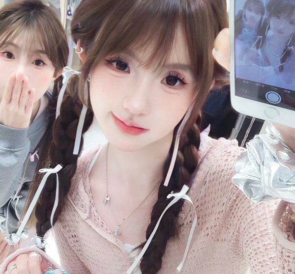avatar đôi bạn thân nữ​ 40
