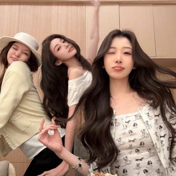 Avatar nhóm 3 người cute phong cách dễ thương cho nữ sinh